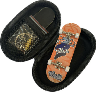 FOX Fingerboard and case